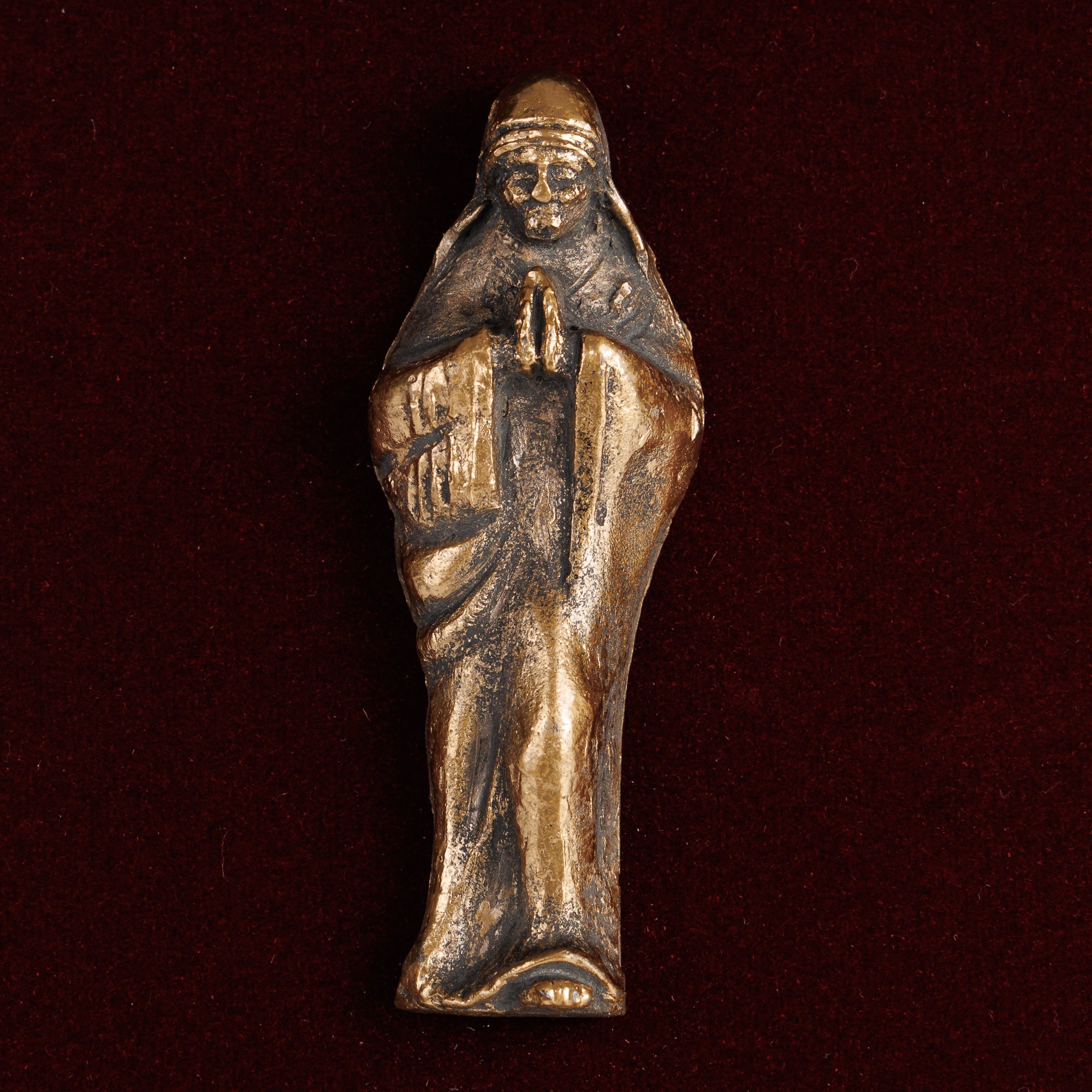 Фигурина на Света Мајка Тереза